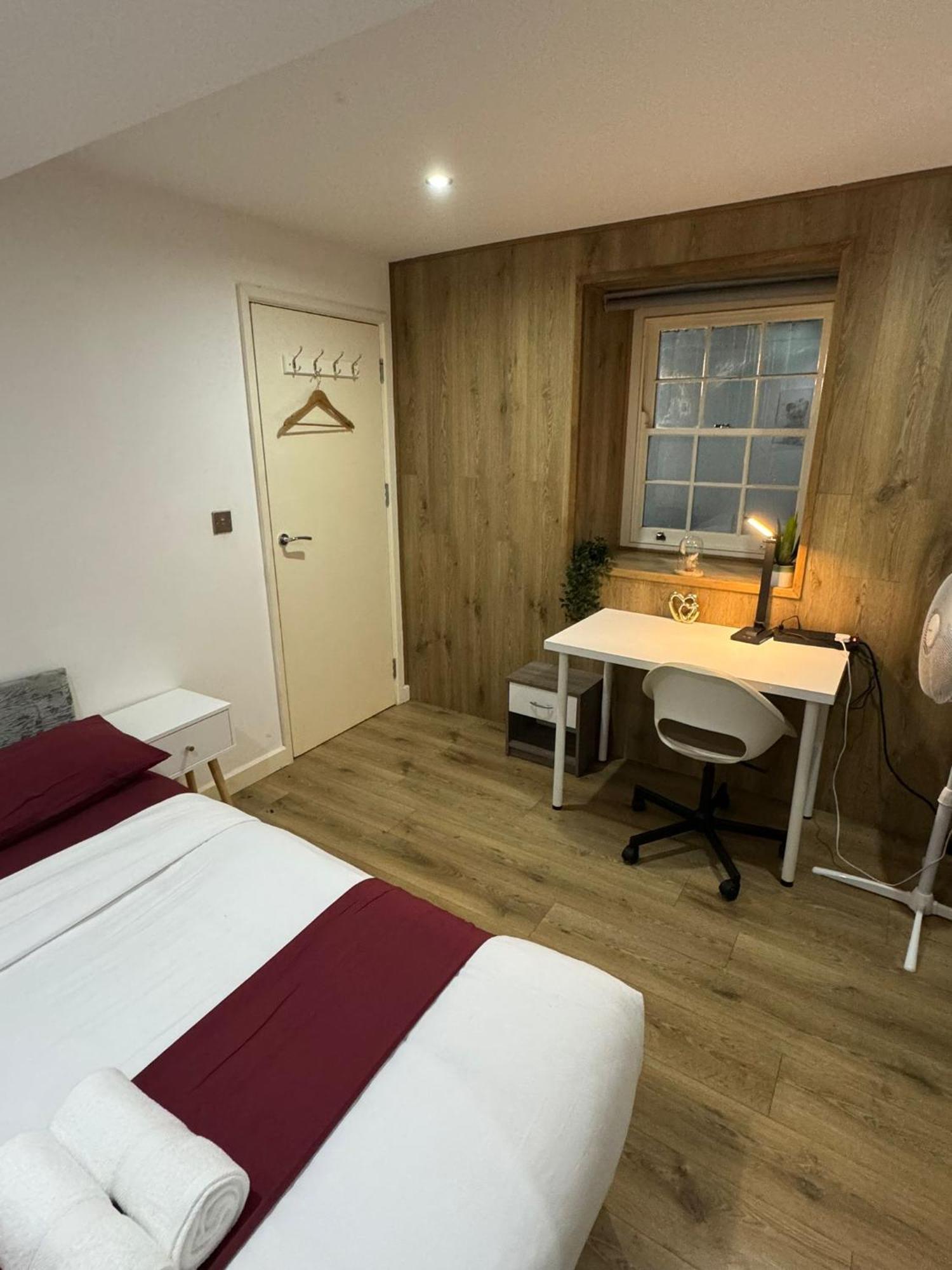 Cozy Two Bedroom Apartment Sleeps 6 Near Camden Market Hw10 London Bagian luar foto