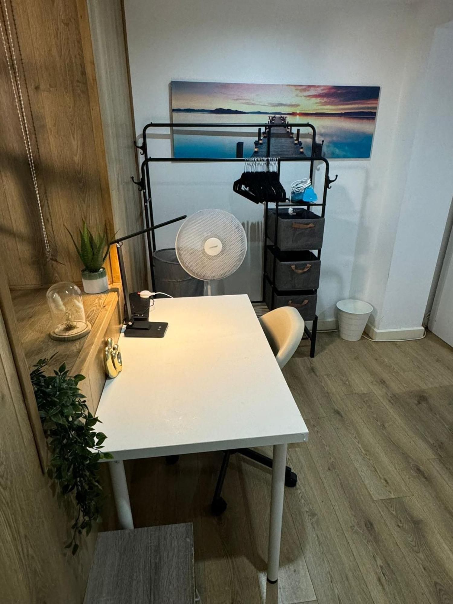 Cozy Two Bedroom Apartment Sleeps 6 Near Camden Market Hw10 London Bagian luar foto